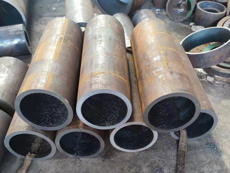 建水12Cr1MovG无缝钢管切割